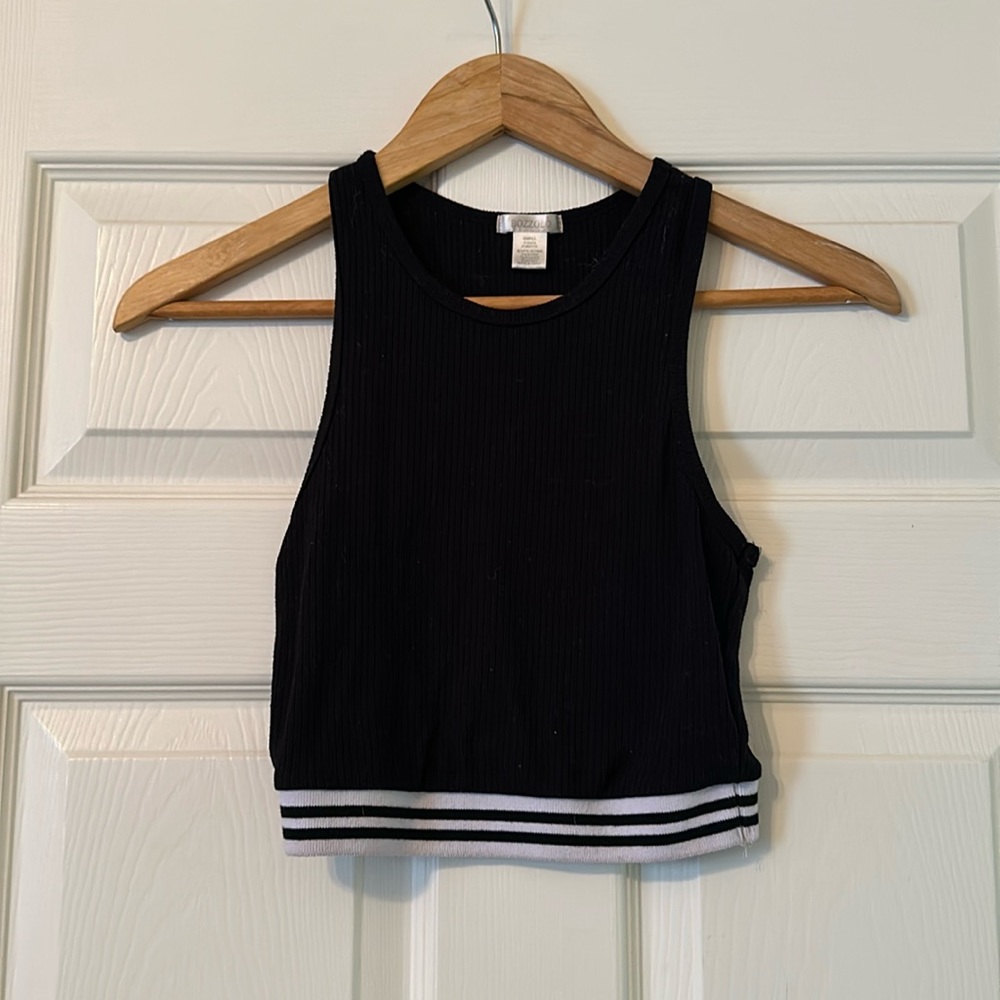Black and white crop top